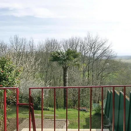 3 Bedroom In Toupiere *